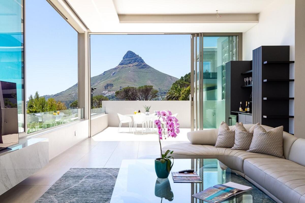 Camps Bay View Apartment