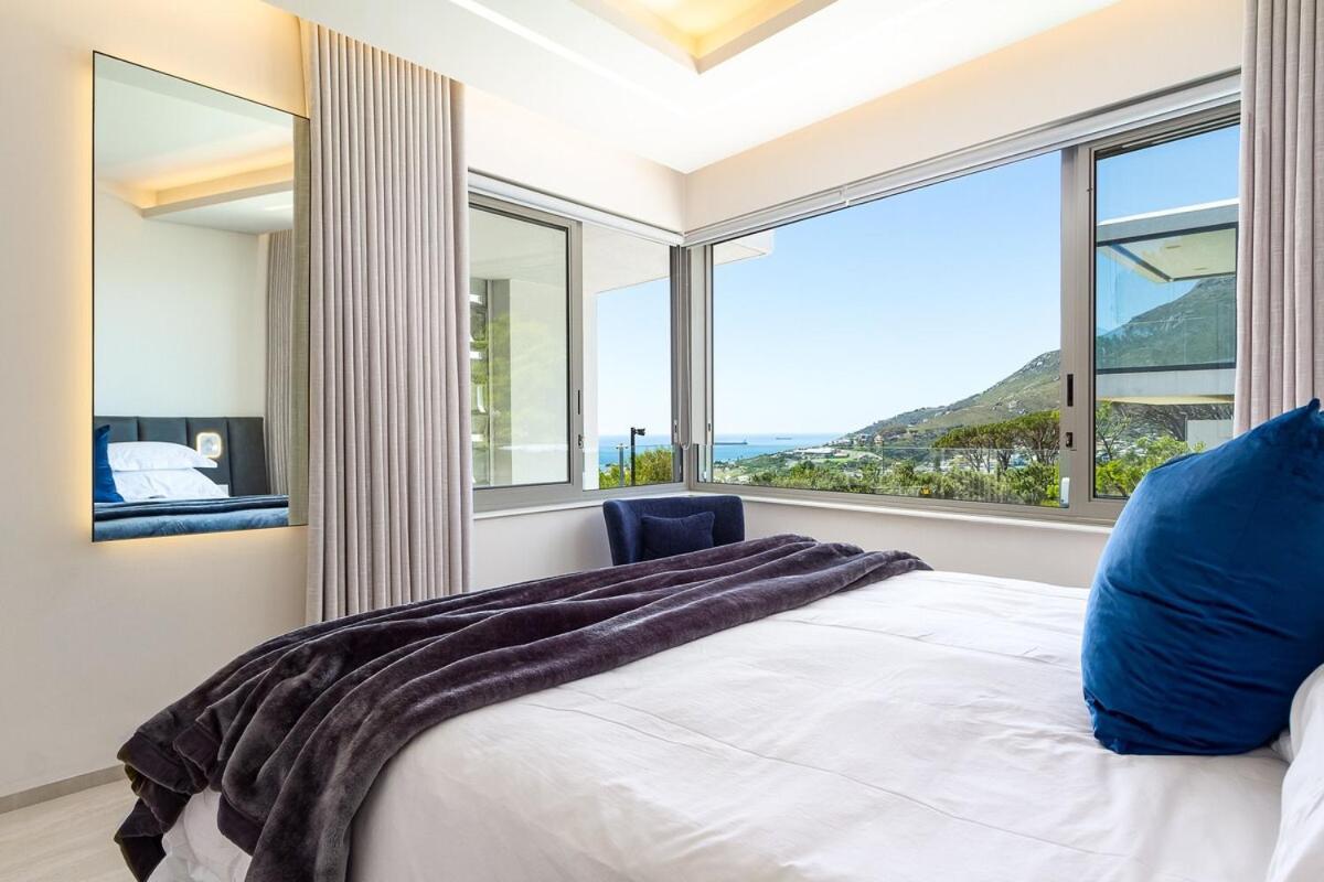 Camps Bay View Apartment